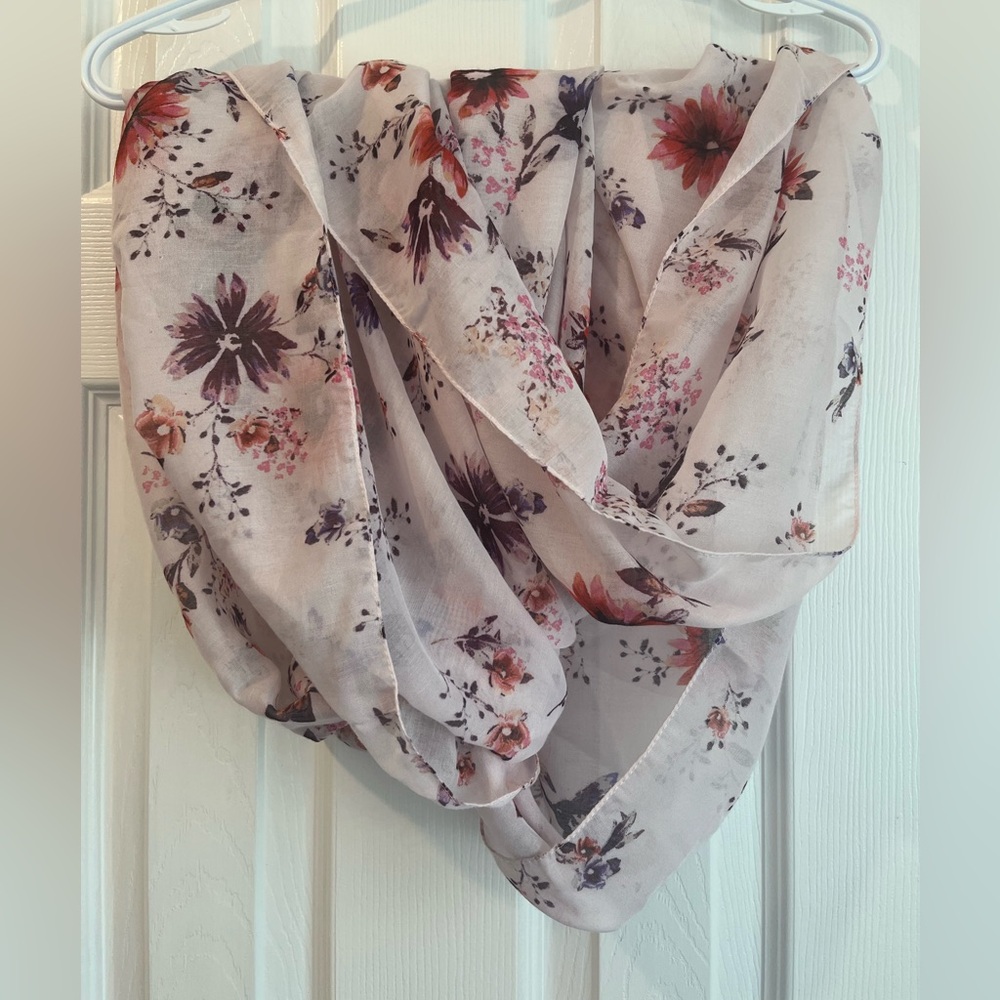 H&M | Floral Scarf